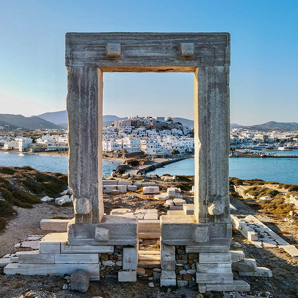 gate-of-naxos